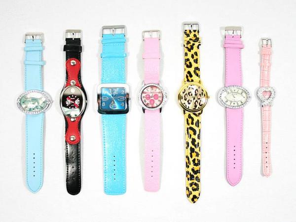 Gemischter Posten von Damen Uhren im coolen Look nur 2,49 Euro