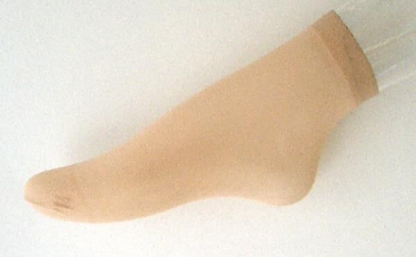Nylon Probierstrümpfe Socken Einmalsocke für nur 0,19 Euro