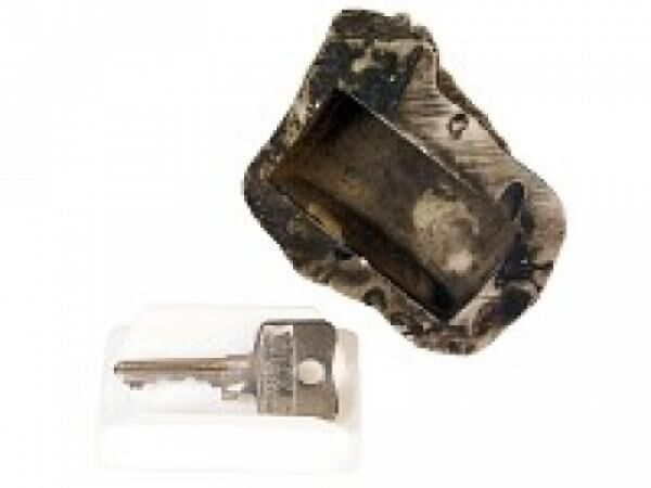 Pearl Schlüsselversteck im Stein