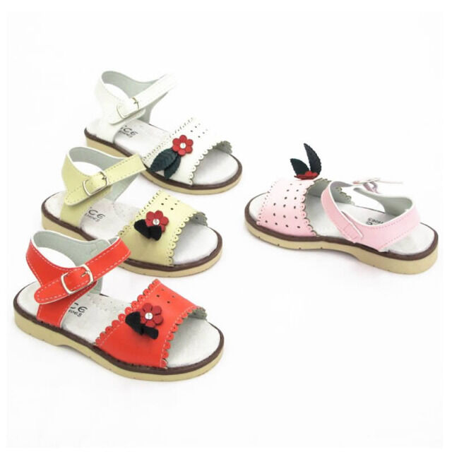 Mädchen Sandalen Schuhe Gr. 25-36 je 6,50 EUR