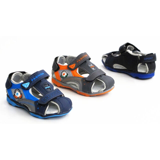 Jungen Sandalen Slipper