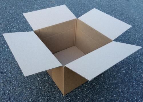 Versandkarton 1-wellig  Innenmaße LxBxH 250x250x180mm 