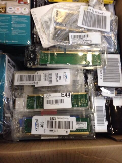 PC Komponente: RAM Arbeitsspeicher, Netzteile, Soundkarten, Grafikkarten, Netzwerkkarten, Kühler, Prozessore u.v.a.