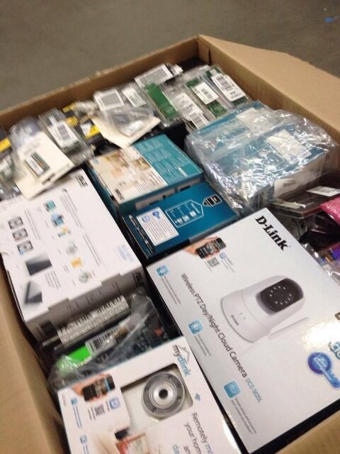 PC Komponente: RAM Arbeitsspeicher, Netzteile, Soundkarten, Grafikkarten, Netzwerkkarten, Kühler, Prozessore u.v.a.