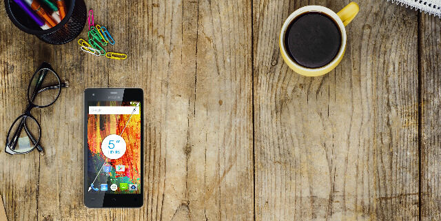 GoClever QUANTUM 3 500 Lite Smartphone 5 Zoll LTE QuadCore 1GB Handy mobil unterwegs Telefon Navi Navigation Kamera WLAN 3G 4G