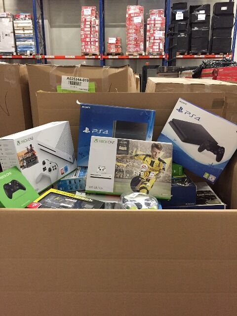 Konsolenzubehör Playstation, Xbox, Wii: 3D Brillen, Headsets, Controller, Lenkräder, Ladegeräte u.v.a.