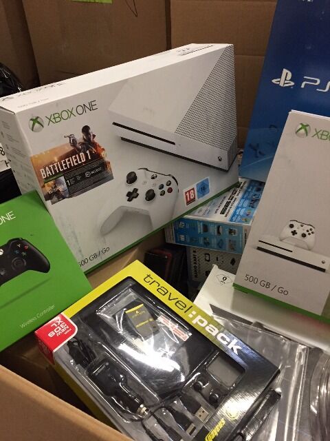 Konsolenzubehör Playstation, Xbox, Wii: 3D Brillen, Headsets, Controller, Lenkräder, Ladegeräte u.v.a.