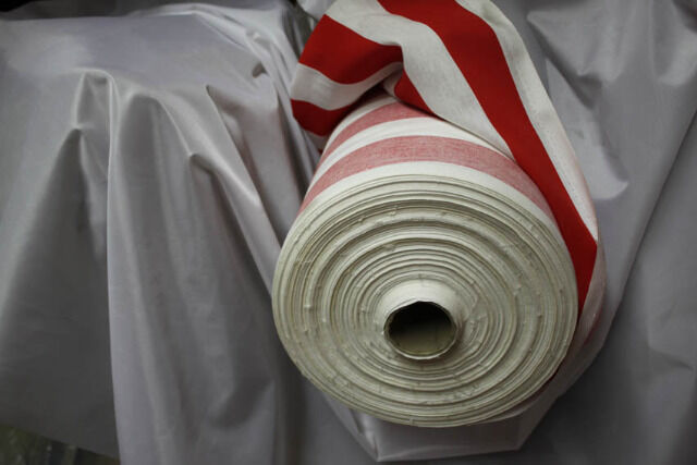 Stoff 1,40 m breit Meterware Dekostoff Streifen rot weiß