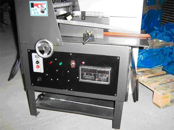 Labelman Modell C250 Rollen Schneidemaschine Schneidmaschine