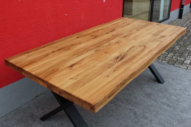Esstisch Massivholz mit Metall Gestell 160x100cm