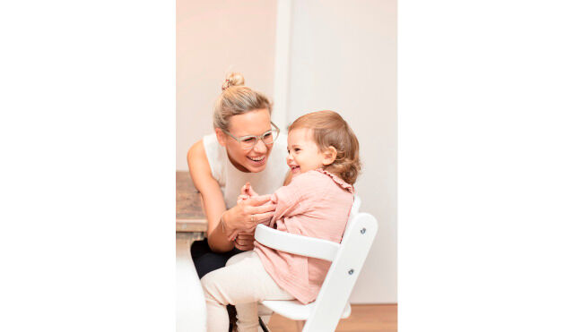 Kinder Hochstuhl Fillikid Max in braun Kinderstuhl Kindersitz Holz Esstisch Stuhl Kinder Baby Keinkind Sitzerhöhung