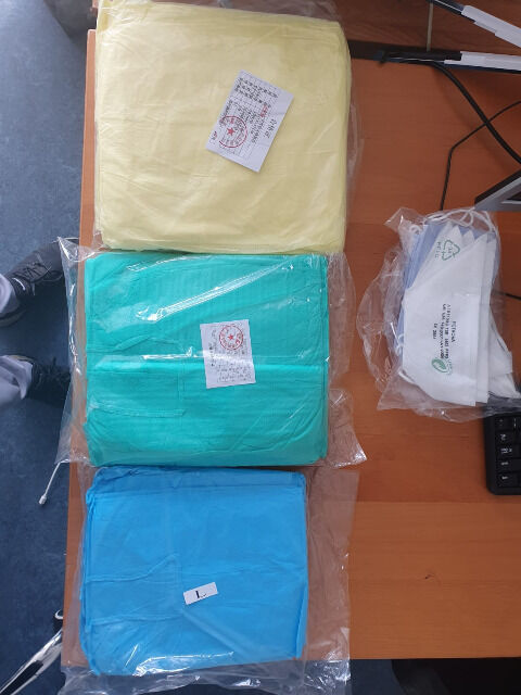 Schutzkittel Kittel in 5 Farben und 2 Größen M und L