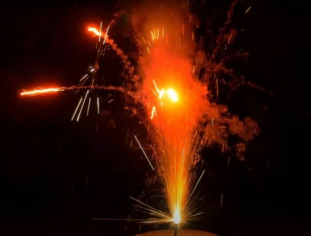 Stromboli, 30-tlg. Fontänen- Vulkansortiment, .Jugend Feuerwerk