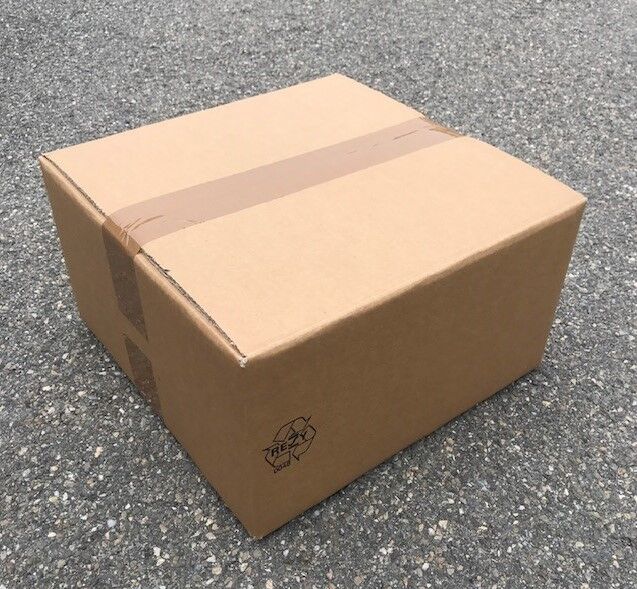 Versandkarton 2-wellig  Innenmaße LxBxH 295x295x150mm 