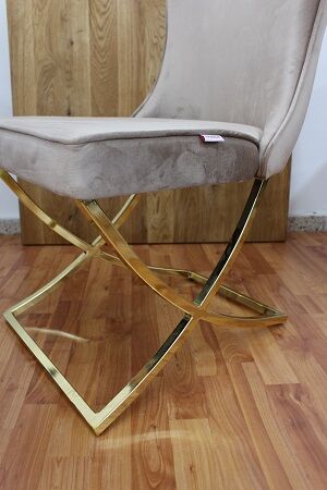 Stuhl Rose Sand Samt + Metall Gestell Gold + Neu auf Lager 