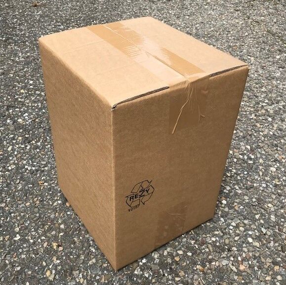 Versandkarton 2-wellig  Innenmaße LxBxH 275x255x375mm 