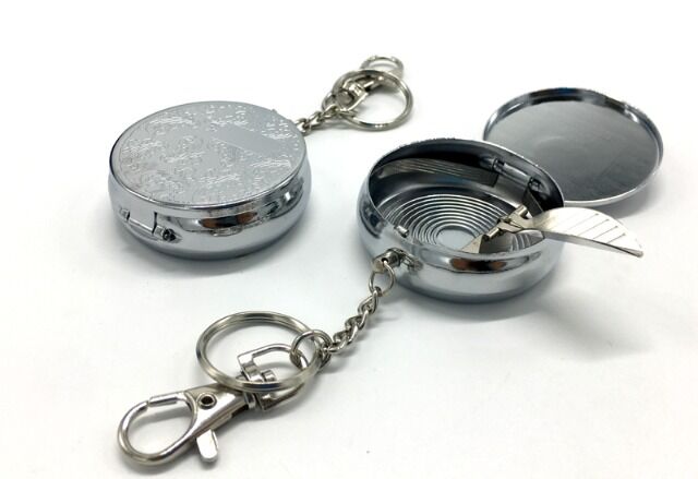 Taschen Aschenbecher Schlüsselanhänger