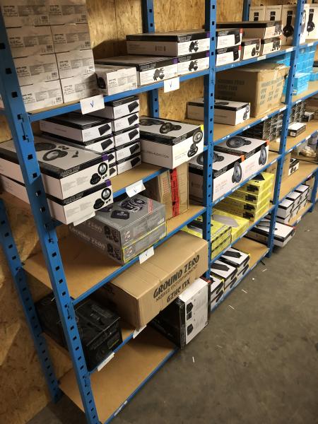 Lagerbestand aus ebay-und amazon-shop Markenware ground zero, Oehlbach, Monster, Hama, Koss,.....