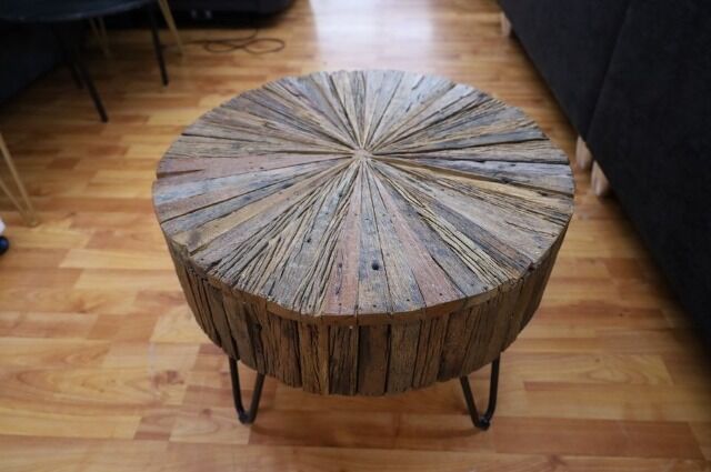 Couchtisch Tisch + MASSIVHOLZ Altholz + RUND 57cm + Neu auf Lager