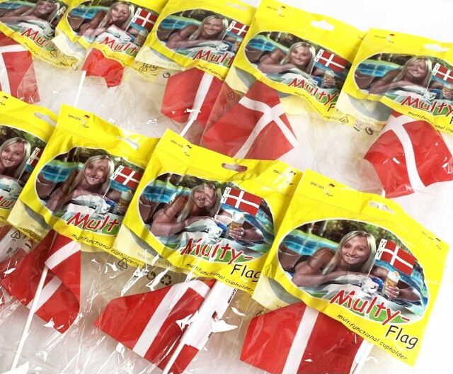 Getränkehalter / Flaggenhalter mit Länderfahnen, Großhandel Restposten