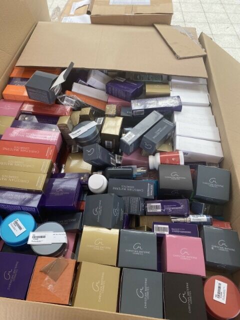 10.000 m2 Restposten Großhandel Stocklots Geschäftsauflösungen