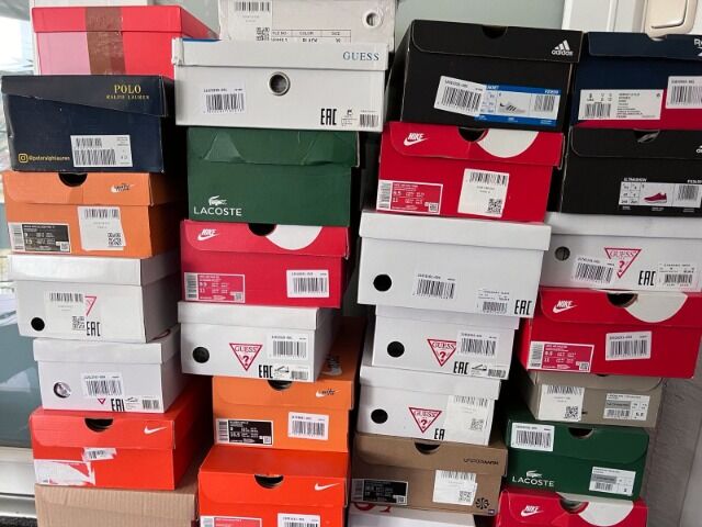 10.000 Paletten Restposten Großhandel Insolvenzware Sonderposten