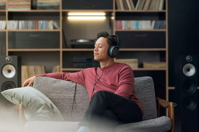 Philips Fidelio X3/00 Over Ear Kopfhörer mit 50-mm-Akustik-Treiber, High Resolution Audio Headset Musik Gaming Klang Surround Raumklang