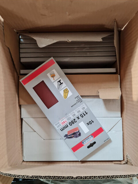  32 pallets of sandpaper, screws etc. from a well-known DIY chain