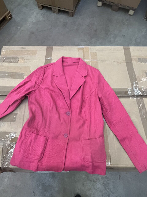 NUR EXPORT: Kilogramm Kleidung - 27 Paletten - Damenblazer
