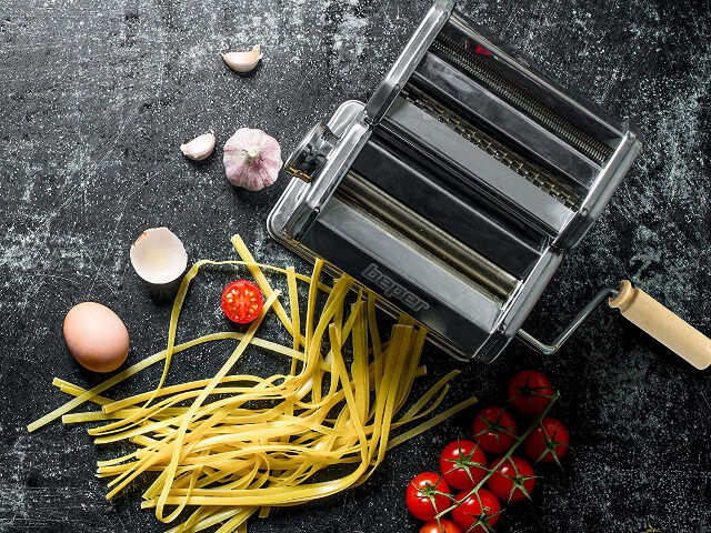 Beper MD.500 Edelstahl Nudelmaschine für 3 Sorten hausgemachter Pasta Lasagne Fettuccine Tagliolini Ravioli Tortellini Küche Haushalt Pasta