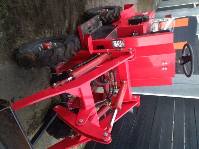 Elektro Hoflader Radlader Wheel Loader  BestLine 450e  mit Schaufel und Palettengabel Hubkraft 450Kg