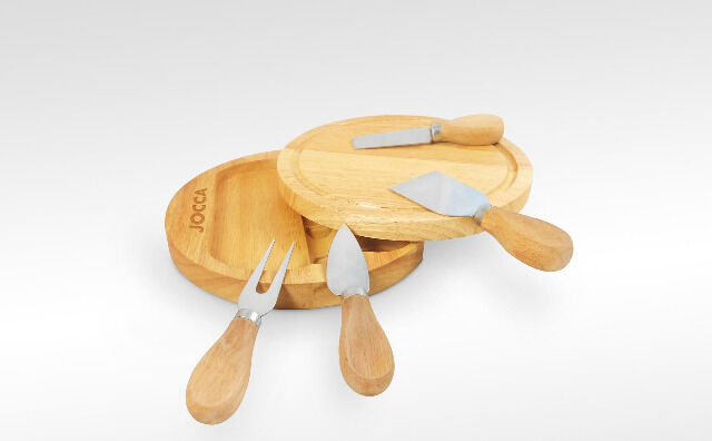 Jocca Käsebrett aus Kautschukholz mit 4 Käsemesser für Käsegenuss und kalte Speisen Käse Mitternachtsbuffet Käsespachtel Parmesanmesser