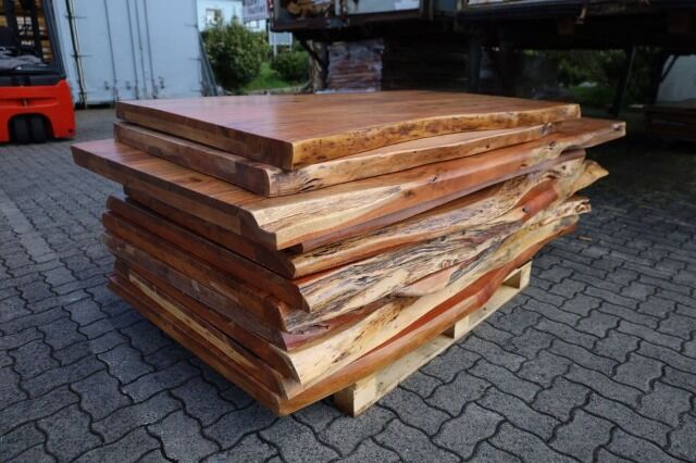 TISCHPLATTEN Esstisch Tisch + Akazie massiv + Natur Baumkante + Mit Gestell