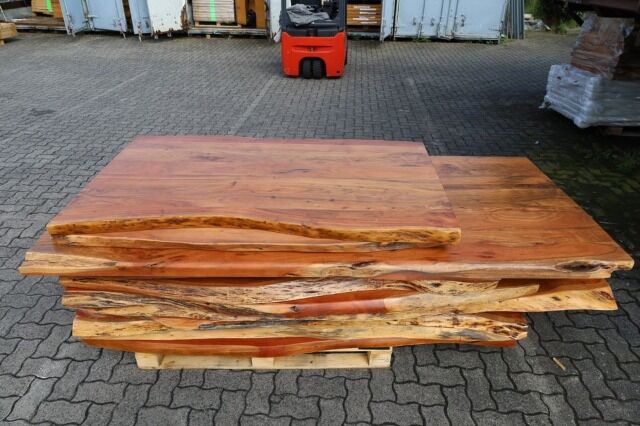 TISCHPLATTEN Esstisch Tisch + Akazie massiv + Natur Baumkante + Mit Gestell