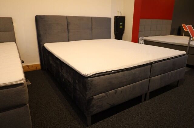 Kastenbett Boxspringbett + Stauraum + Matratze + Topper 180x200cm 