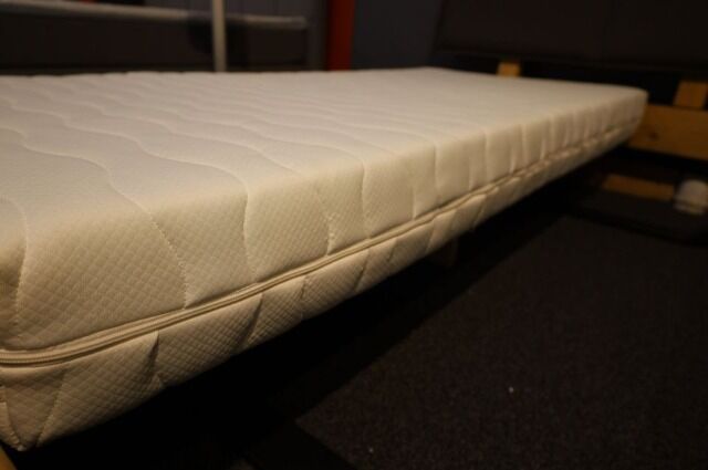 Matratze Bett 160x200cm + Kaltschaum Matratze + Neu auf Lager