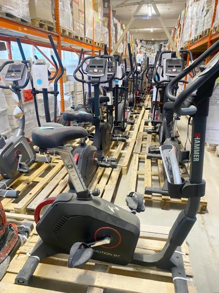 Hammer, Finnlo Fitnessgeräte B-Ware und Vorführgeräte Speedbike, Ergometer, Laufband u.a installiert Großhandel Restposten