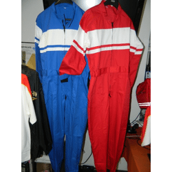 1 Posten Rennanzüge 446 Stück Neuware Top