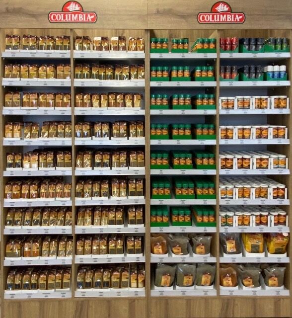 Gewürze aller Art Klotzbeutel Aktionsdosen Gläser,Grosspackungen, 1 oder 2 Schränke zur Präsentation Kostenlos auf Leihbasis 