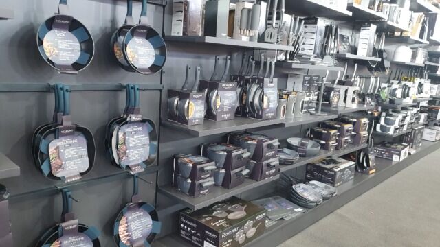 IAW Messestand Mix Paket/Brandaktuelle Markenware/Haushalt-Produkte/Topfset, Fritteuse, Vorratsdose/Geeignet für Neueinsteiger & Profis