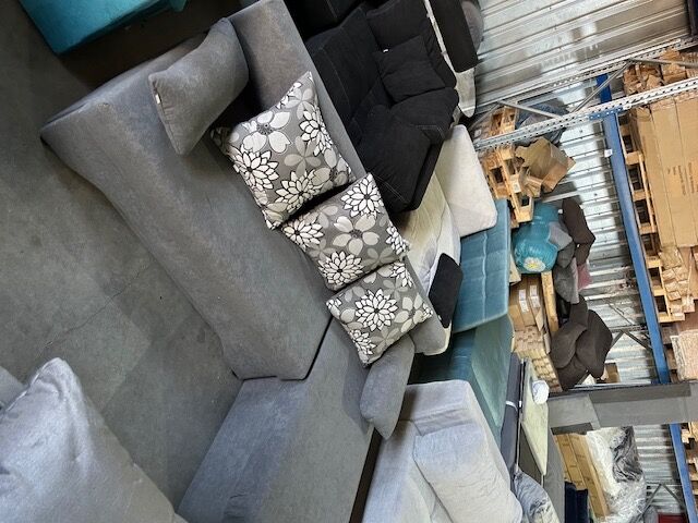 Geprüfte Polstermöbel, Sofa, Couch 