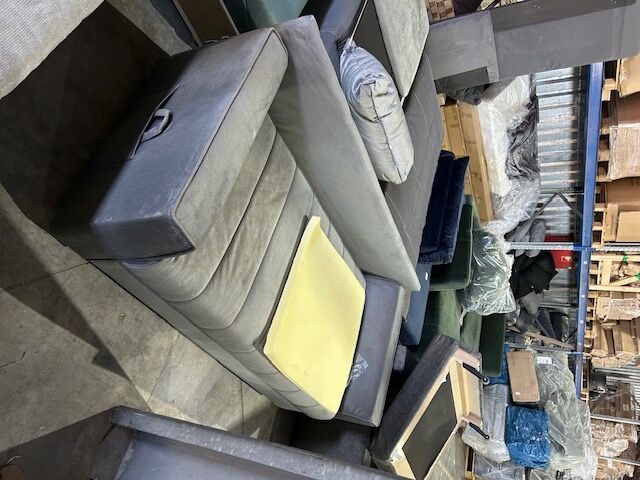 Geprüfte Polstermöbel, Sofa, Couch 