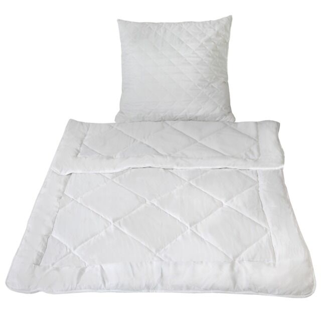 Bettenset bestehend aus: Decke, Kopfkissen, Spannbettlaken und Bettwäschegarnitur