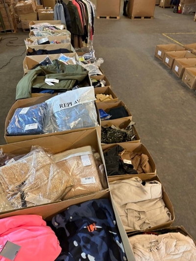 Esprit, Calvin Klein, Mavi, LTB, Markenkleidung, Restposten, A ware , Großhandel ,RESTPOSTEN, Restposten Kleidung ,GrosshandelTextilien