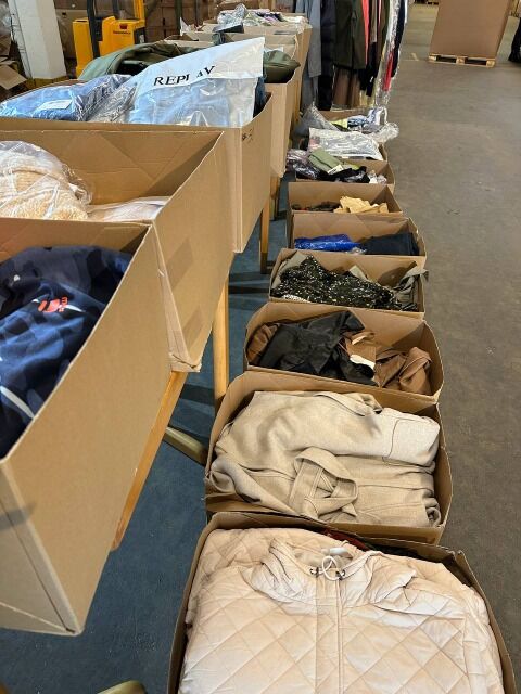 Esprit, Calvin Klein, Mavi, LTB, Markenkleidung, Restposten, A ware , Großhandel ,RESTPOSTEN, Restposten Kleidung ,GrosshandelTextilien