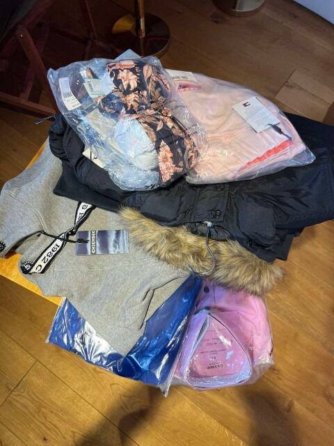 20 Teile MAXI Mystery Box für Damen, Calvin Klein, Esprit, LTB, Mavi, Lee, Tamaris, Street One, Cecil, s.Oliver, Levi's, Tommy Hilfiger, Rep