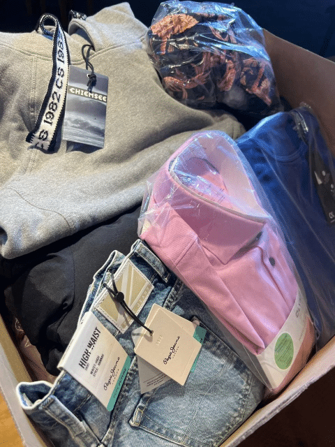 20 Teile MAXI Mystery Box für HerrenCalvin Klein, Esprit, LTB, Mavi, Lee, Tamaris, Street One, Cecil, s.Oliver, Levi's, Tommy Hilfiger