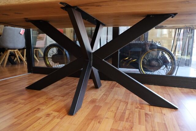 Esstisch Tisch +Epoxidharz transparent + Baumkante Eiche + Vollmassivholz 4cm 200x100cm +mehrere Größen wählbar