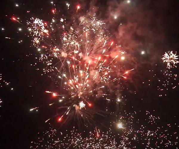 Full Emotions 276-Schuss Verbund Feuerwerk, 210 Sek.