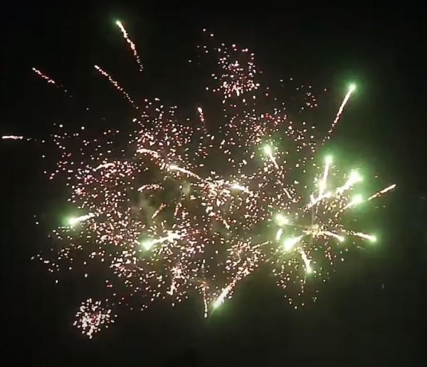 Full Energy - 276-Schuss MEGA Verbund Feuerwerk / Silvester